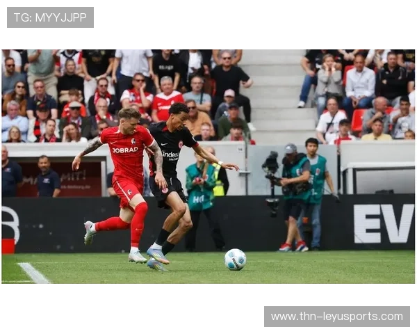 埃基蒂克闪击破门，利物浦迅速建立领先：一次进攻背后的品牌力量