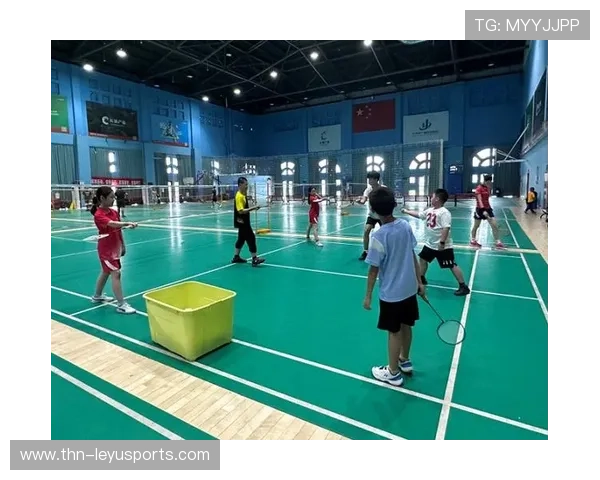 国际羽毛球协会在青训中提供线上教练督导与打卡评估系统,国际羽毛球培训中心