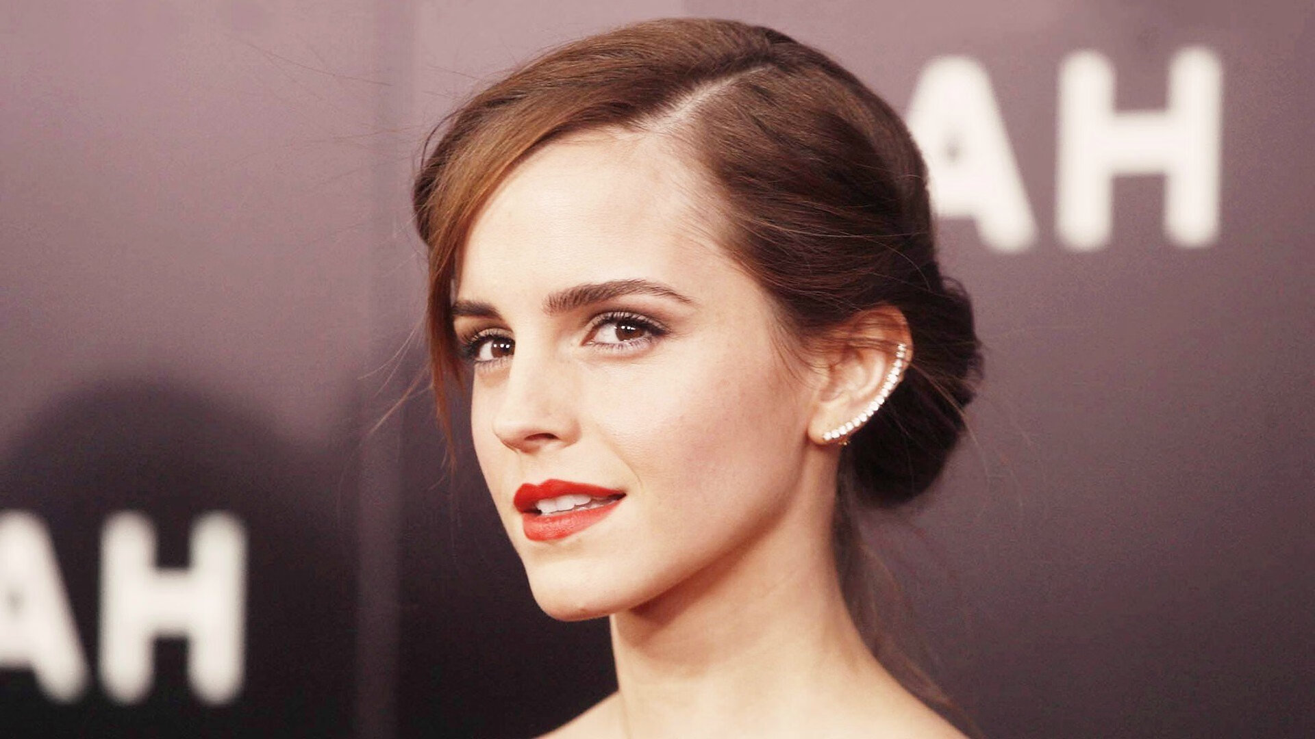 乐鱼体育app官网-中超联赛设置青年观察席位鼓励球迷理性观赛，中超球队青训