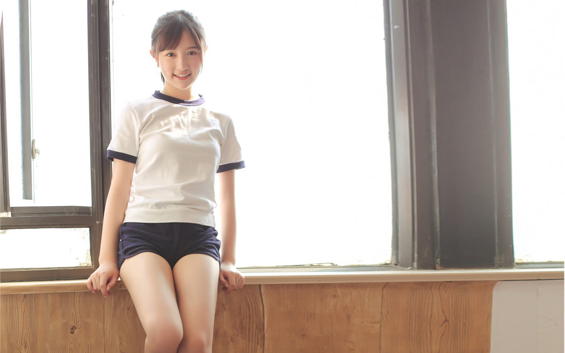 林丹现场示范技战术讲解引掌声，林丹训练视频